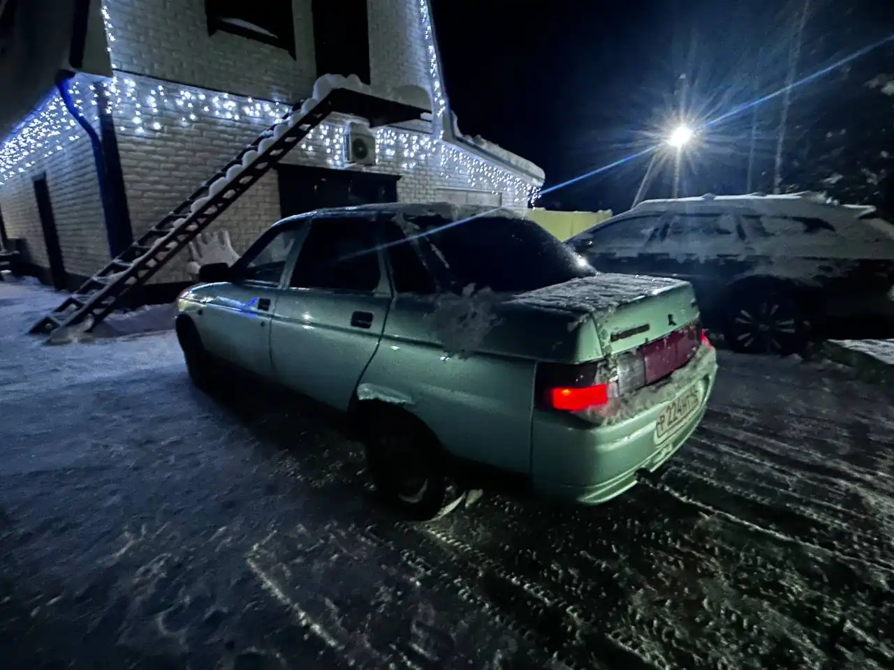 Продам 3 год инжектор КПП без хрустов и вылетов - Запчасти (Авто) в Киров