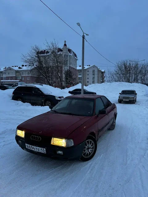 Продам автомобиль Ауди 80 б3 1987 года - частное объявление в Киров