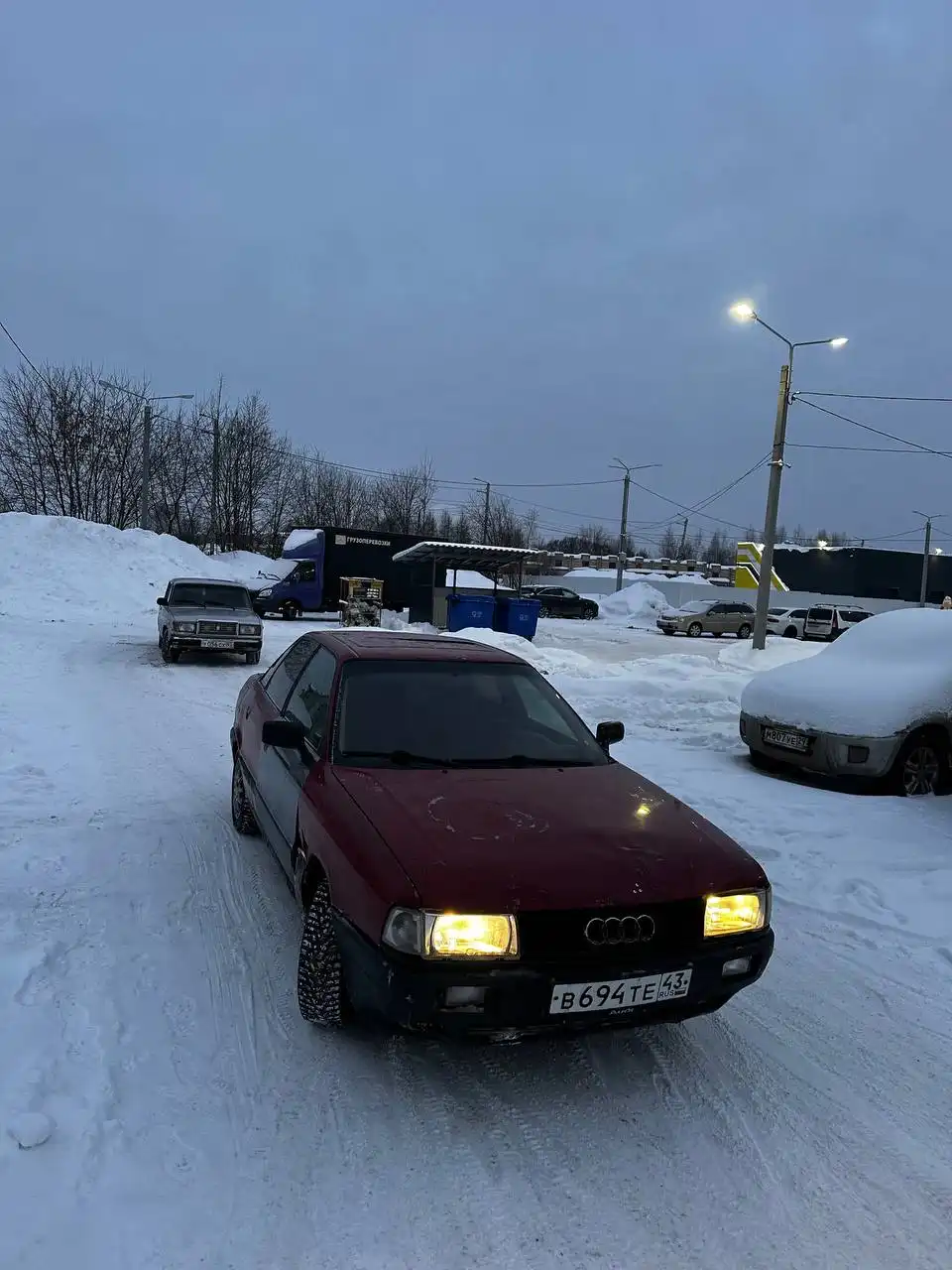 Продам автомобиль Ауди 80 б3 1987 года - Авто в Киров