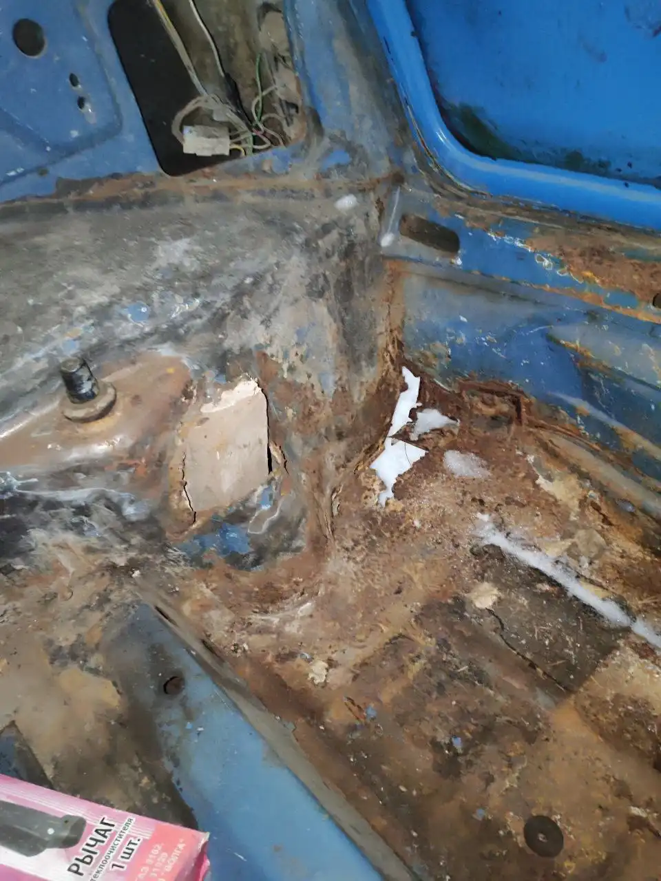 Продажа автомобиля ВАЗ-11113 'ОКА' на запчасти или восстановление - Авто в Киров