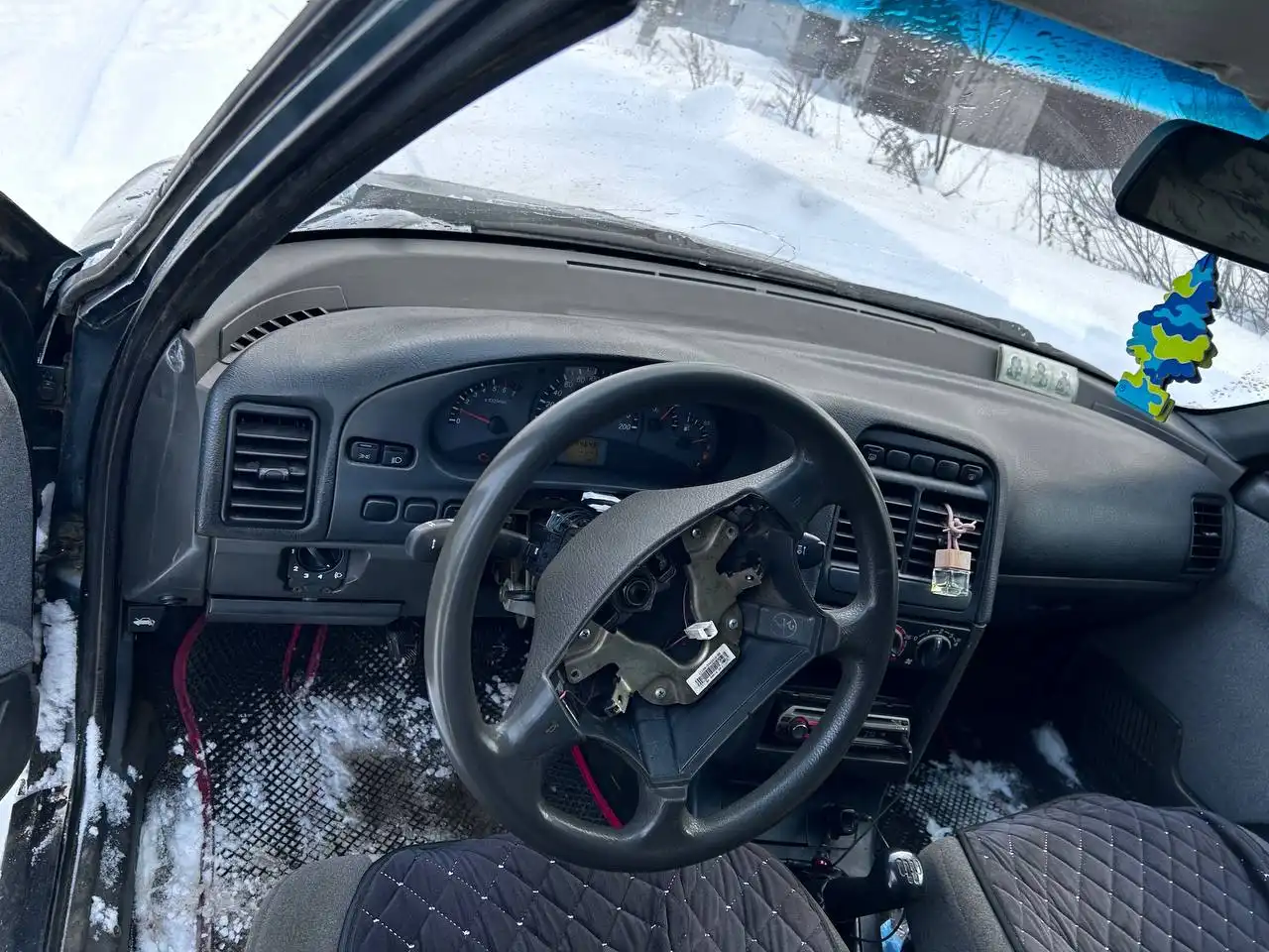 Двинка 6 год с евро панелью и чистыми документами - Авто в Киров