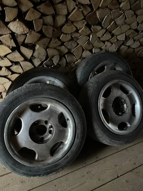 Продам колеса - Кузовные детали в Киров
