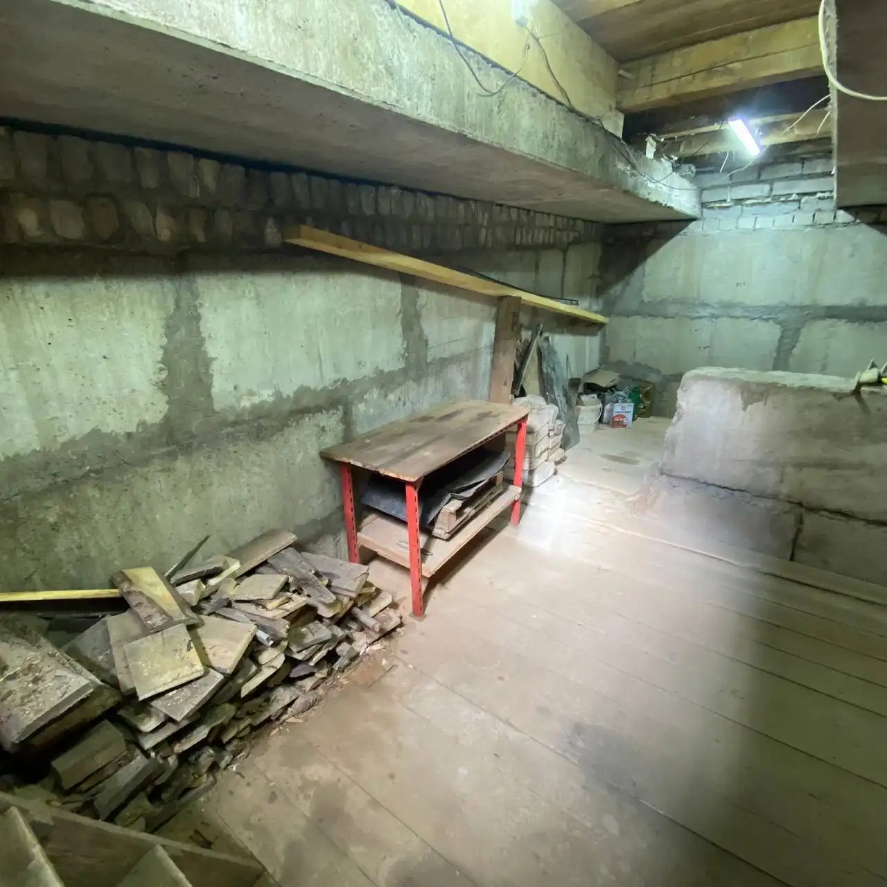 Продам гараж с полноценным подвальным этажом - Гаражи (Недвижимость) в Киров