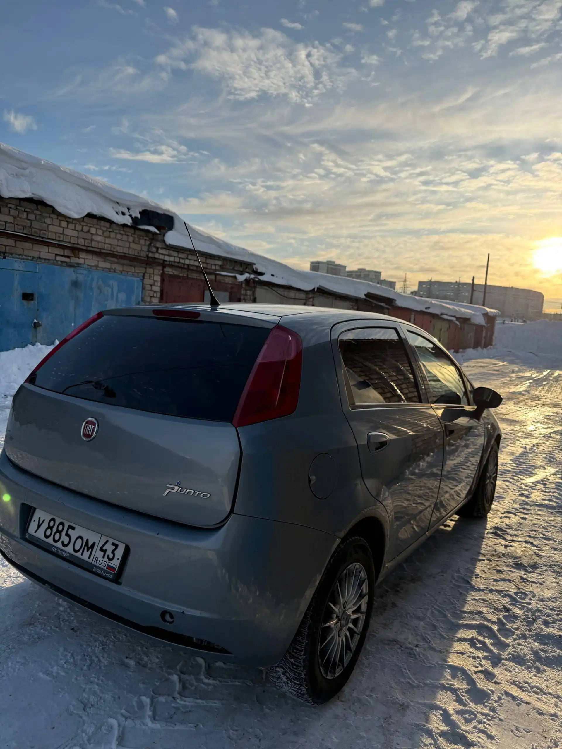 Автомобиль с пробегом 172к - Авто в Киров