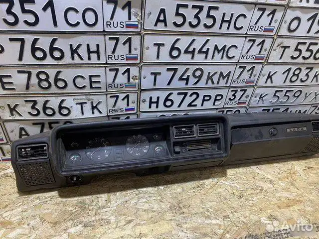 Торпеда и приборная панель от ВАЗ 2107 - Автозапчасти для легковых автомобилей (Запчасти) в Киров