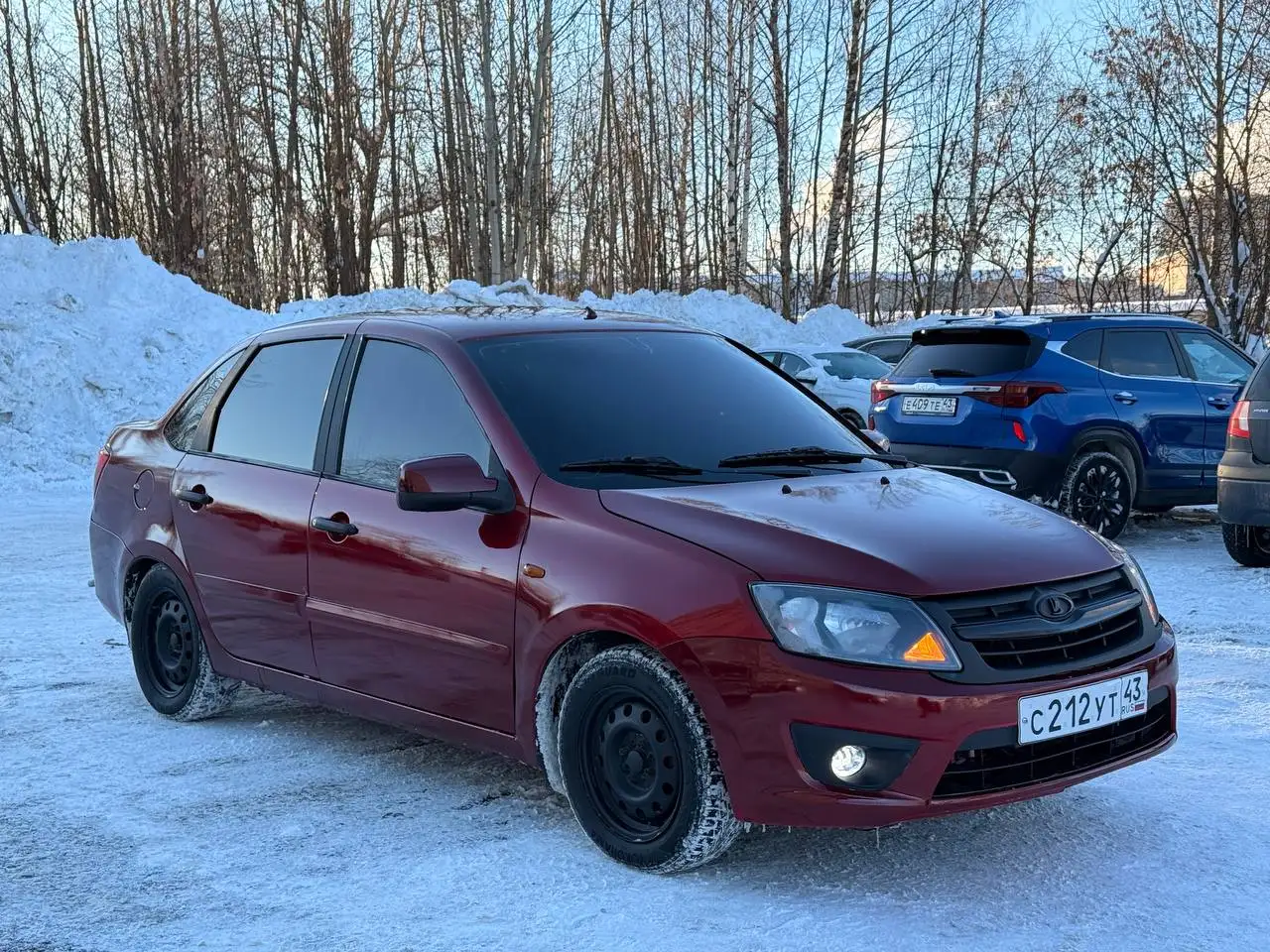 Продажа Лада Гранта 2012 года - Легковые автомобили (Авто) в Киров