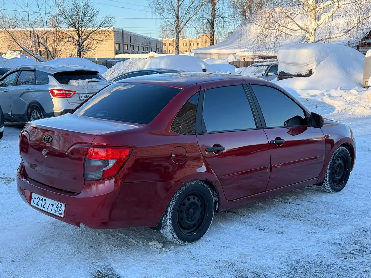 Продажа Лада Гранта 2012 года - Легковые автомобили (Авто) в Киров