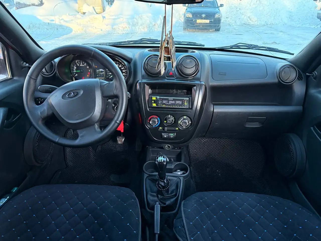 Продажа Лада Гранта 2012 года - Легковые автомобили (Авто) в Киров