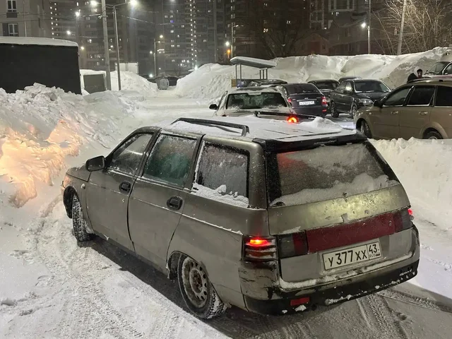 Продажа автомобиля без аккумулятора - Внедорожники в Киров