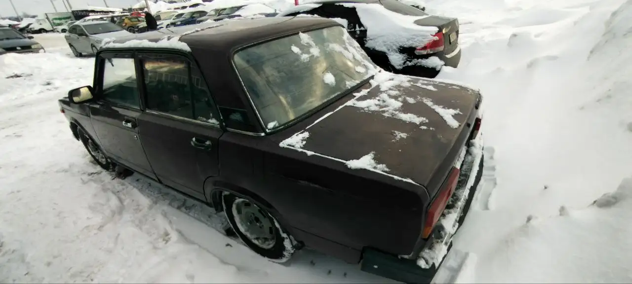 Автомобиль 2007 года с неисправностью двигателя и КПП - Авто в Киров