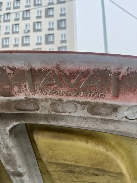 Капот для автомобиля в хорошем состоянии - Колёсные диски/литые диски в Киров