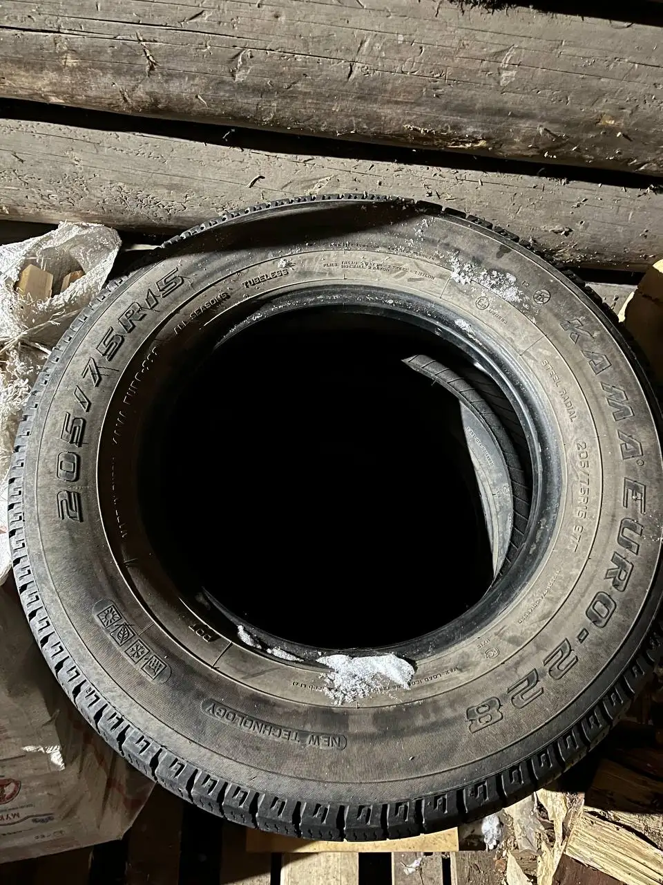 Летняя резина КАМА 205/75 R15 - Шины и диски (Запчасти) в Киров