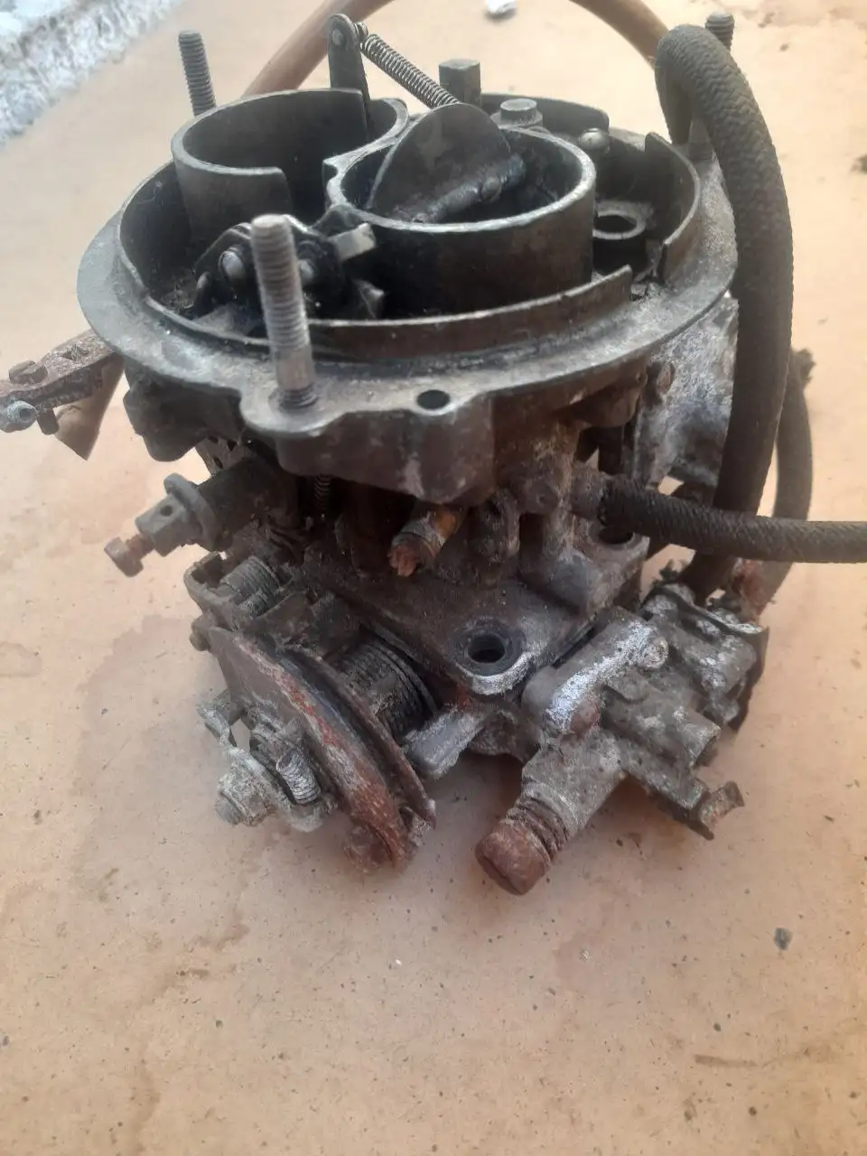 Продам карбюратор на Волгу - Карбюратор (Запчасти) в Киров