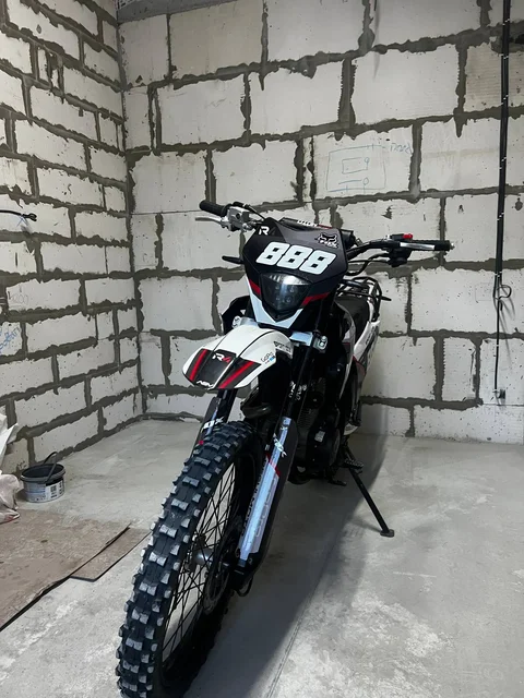 Продажа мотоцикла Regulmoto с экипировкой - Авто в Киров