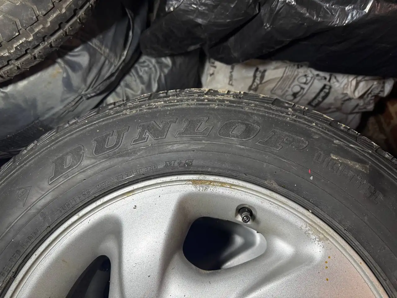 Комплект оригинальных дисков на RAV4 с резиной - Запчасти (Авто) в Киров