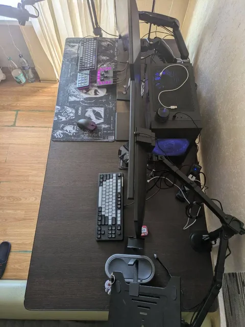 Стол для компьютера с микро косячками - Мебель в Киров