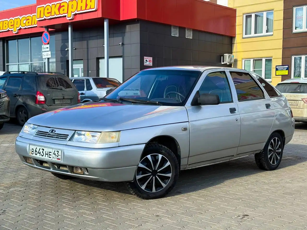 ВАЗ 2112 2003 года в хорошем состоянии - Легковые автомобили (Авто) в Киров