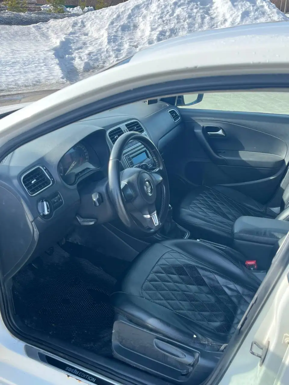 Volkswagen Polo 2013 года - Авто в Кирс