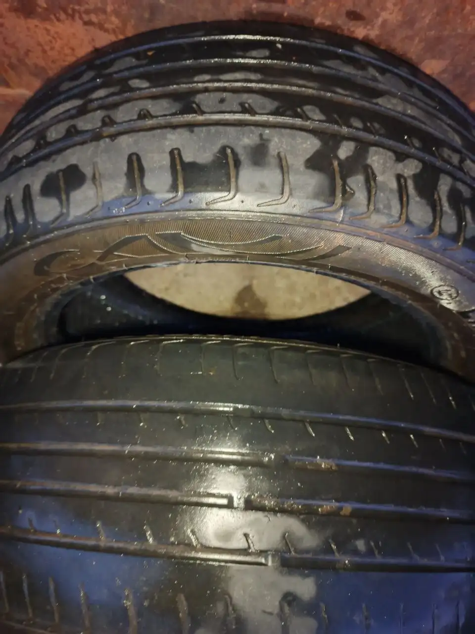 Продажа летних шин 2 шт - Шины и диски (Авто) в Киров