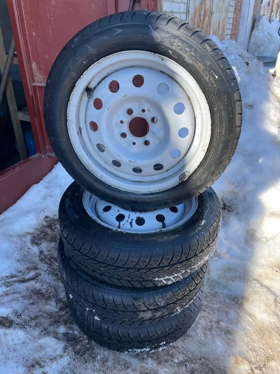 Шины 155/65 R14 2025 года - Шины и диски (Запчасти) в Киров