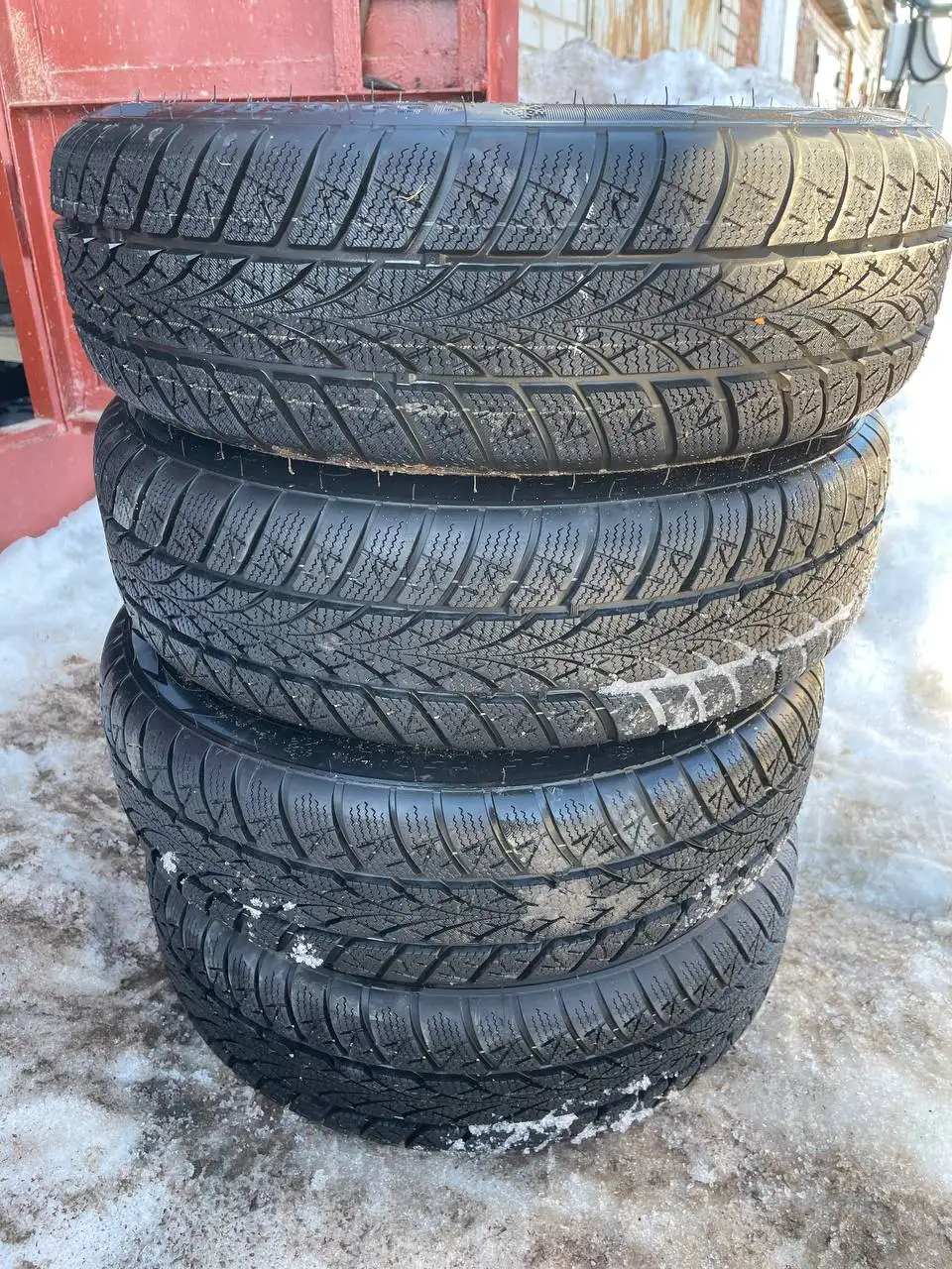 Шины 155/65 R14 2025 года - Шины и диски (Запчасти) в Киров