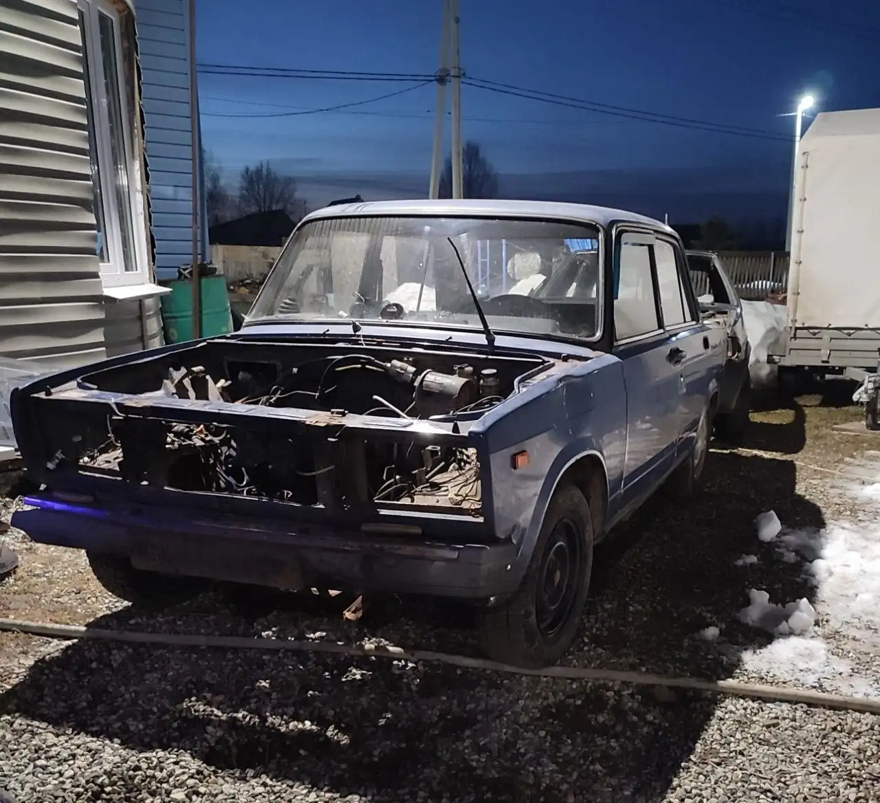 Продажа автомобилей ВАЗ 2107 и 2114 в Кирове - Авто в Киров