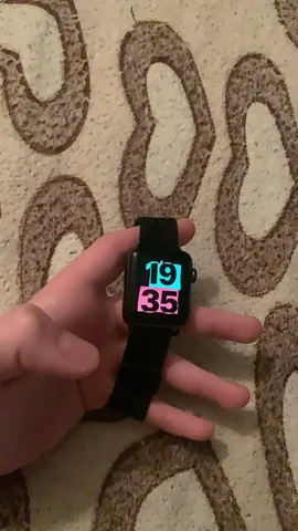 Apple Watch Series 3 38mm в хорошем состоянии - Умные часы в Киров