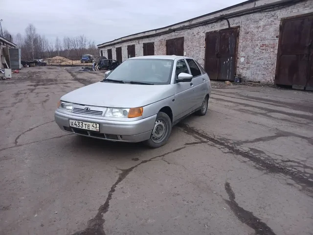 Автомобиль ВАЗ 2004 года с двигателем 16 клапанов - Автозвук в Киров