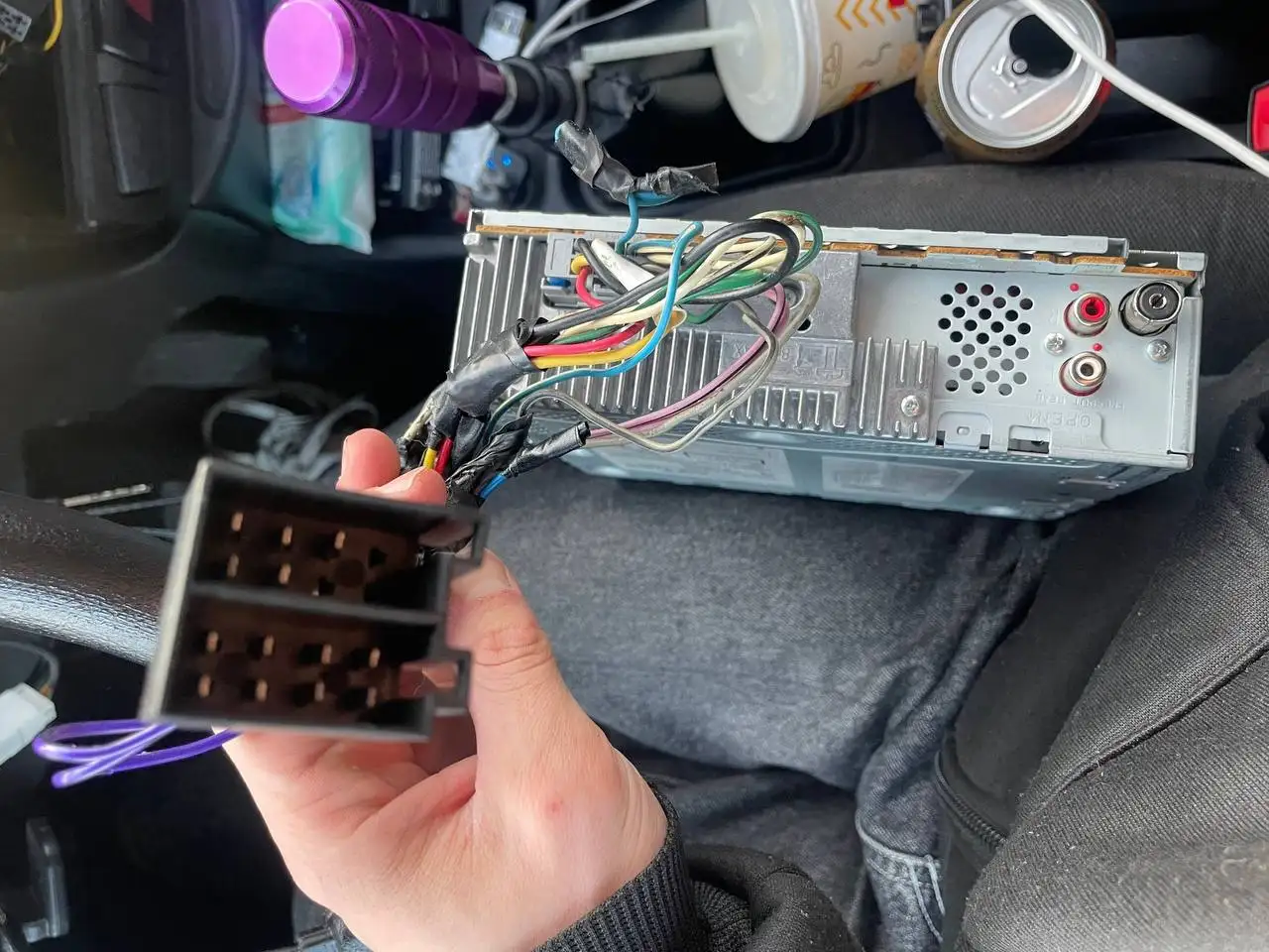 Продажа автозвука: магнитолы, динамики, подиумы - Автозвук (Запчасти) в Киров