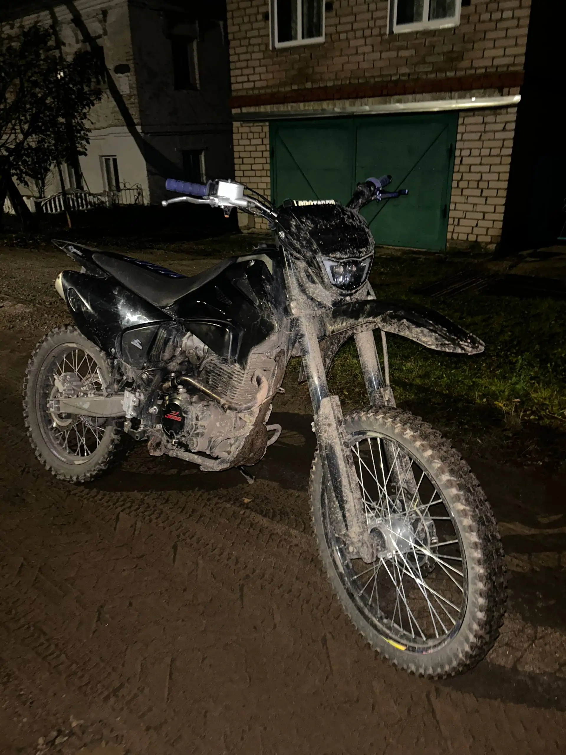 Продам эндуро Jebe 21 250cc в хорошем состоянии - Мотоциклы (Авто) в Киров