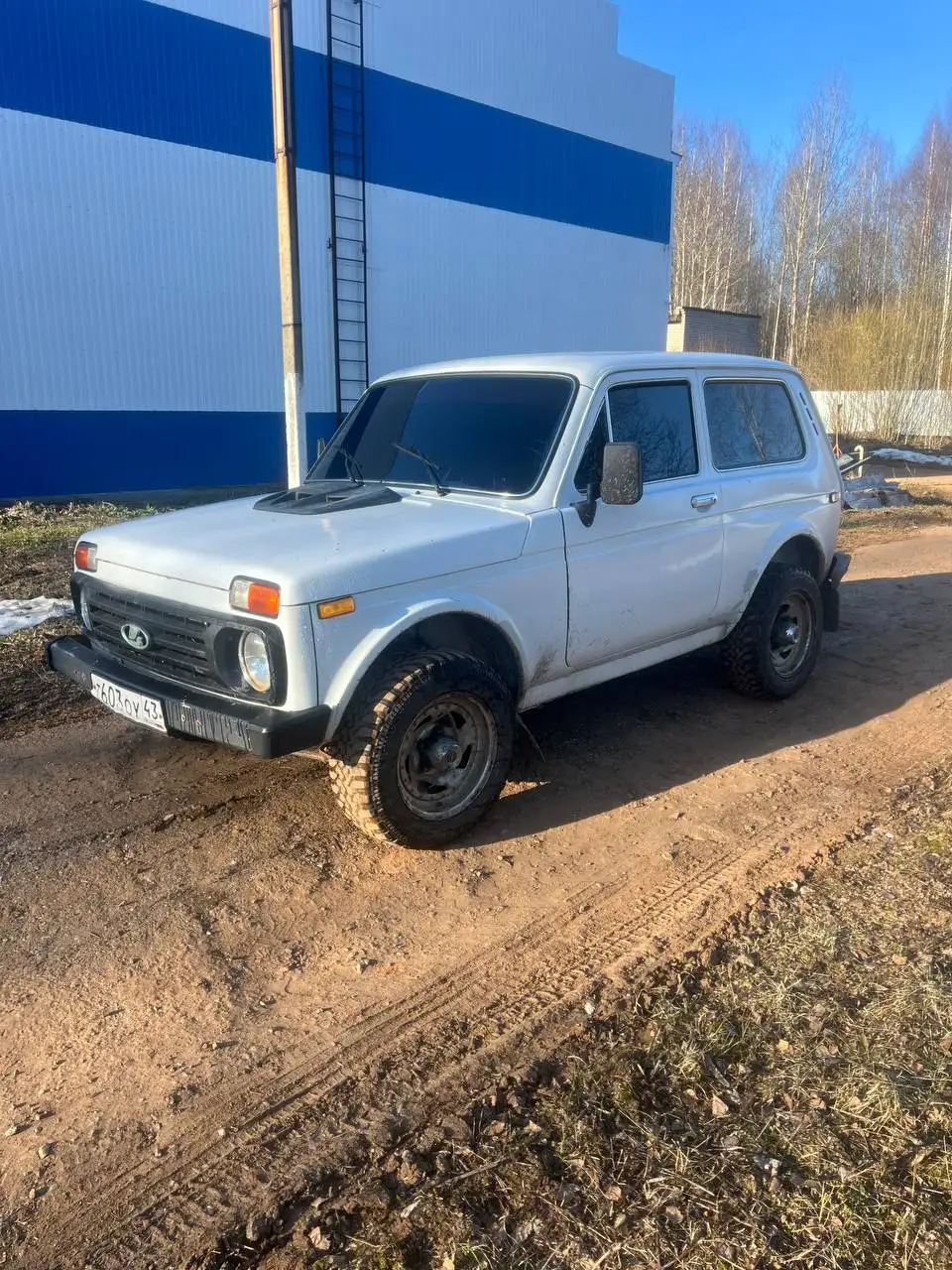 ВАЗ 2121 1988 года с механической коробкой передач - Легковые автомобили (Авто) в Киров