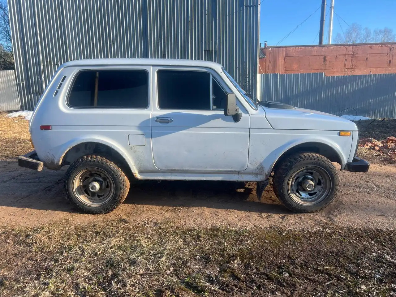 ВАЗ 2121 1988 года с механической коробкой передач - Легковые автомобили (Авто) в Киров