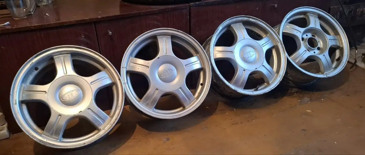 Продам статусы R14 - Автозапчасти, Колёсные диски (Авто) в Киров