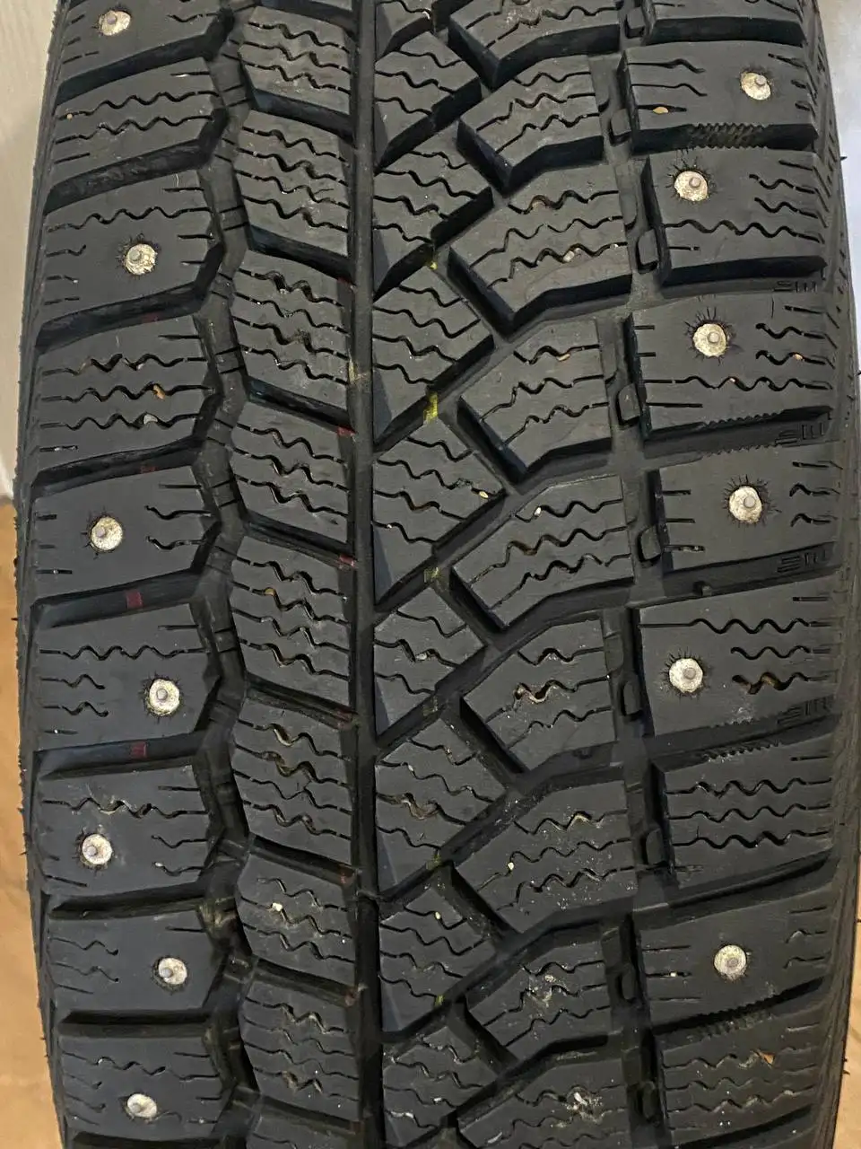 Продам комплект зимней резины Viatti Brina Nordico V-522 - Шины (Авто) в Киров