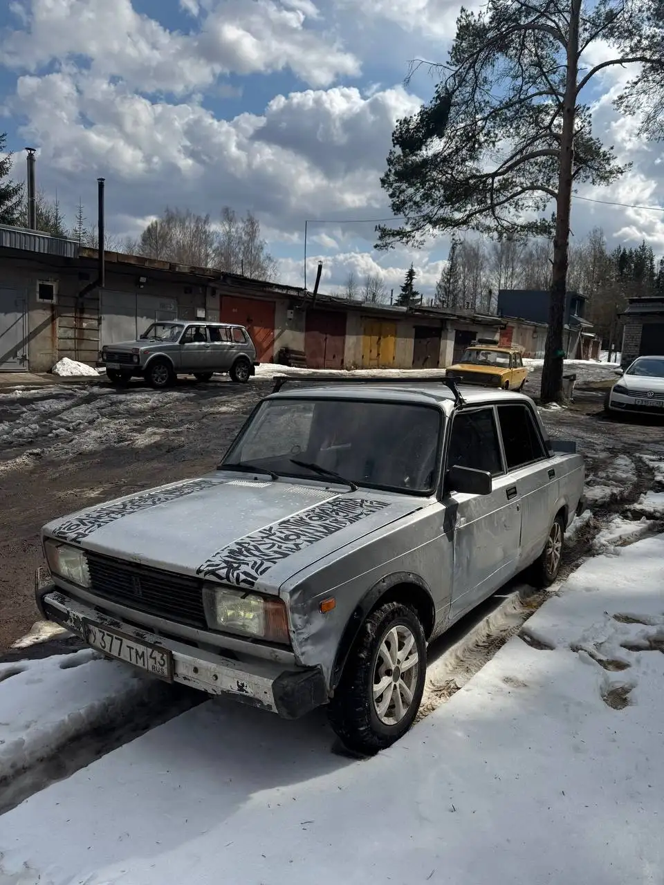 Niva Шнива 2010 года с литыми дисками - Внедорожники (Авто) в Киров
