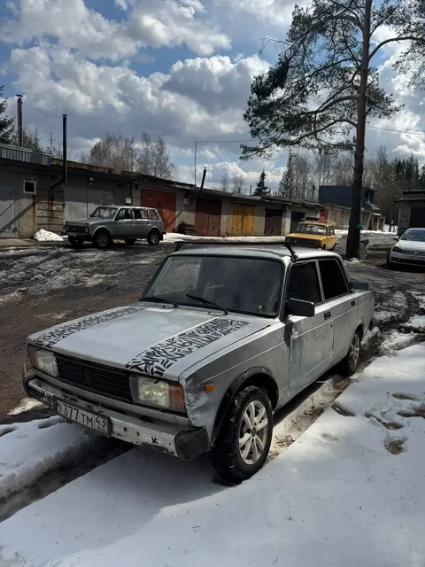 Niva Шнива 2010 года с литыми дисками - Б/у автомобили в Киров