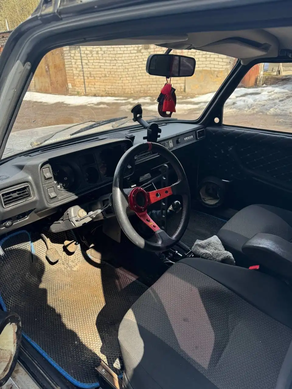 Niva Шнива 2010 года с литыми дисками - Внедорожники (Авто) в Киров