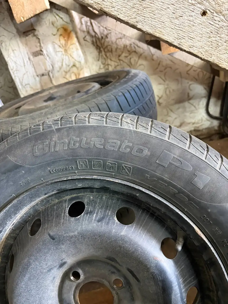 Комплект летних колес Pirelli R15 - Шины и диски (Авто) в Киров