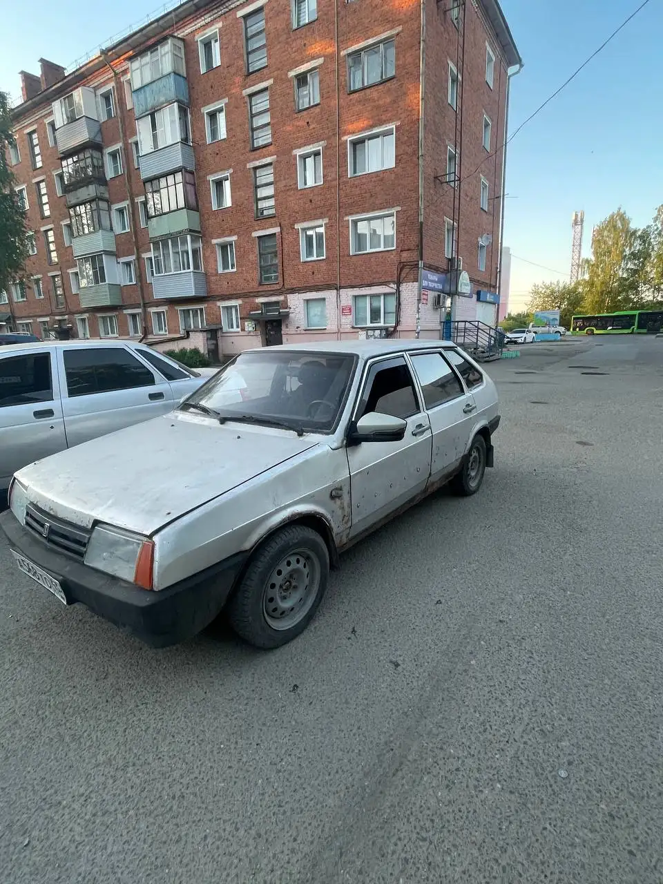 Продажа автомобиля 2001 года - Легковые автомобили (Авто) в Киров