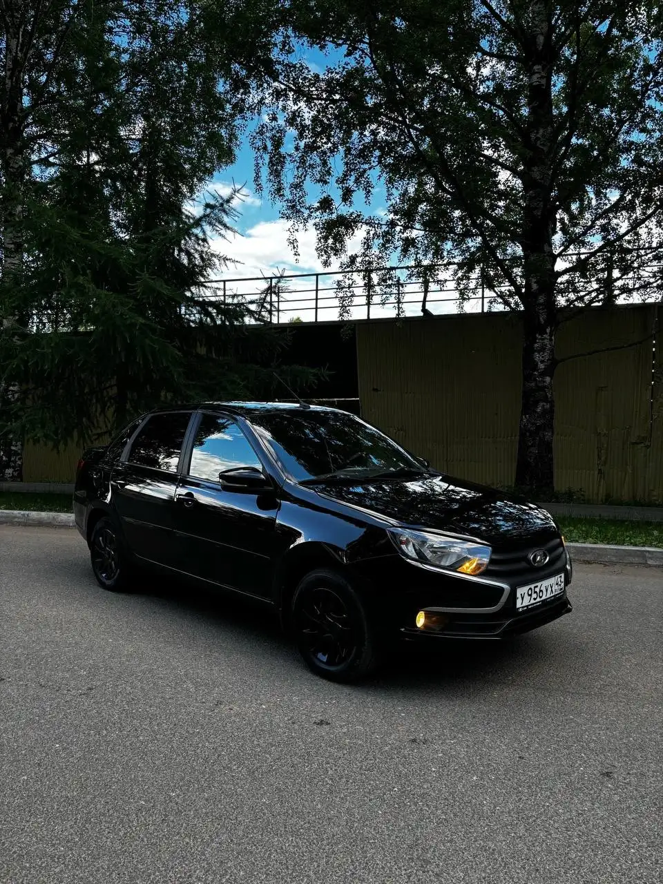 Лада Гранта 2021 - Легковые автомобили (Авто) в Киров