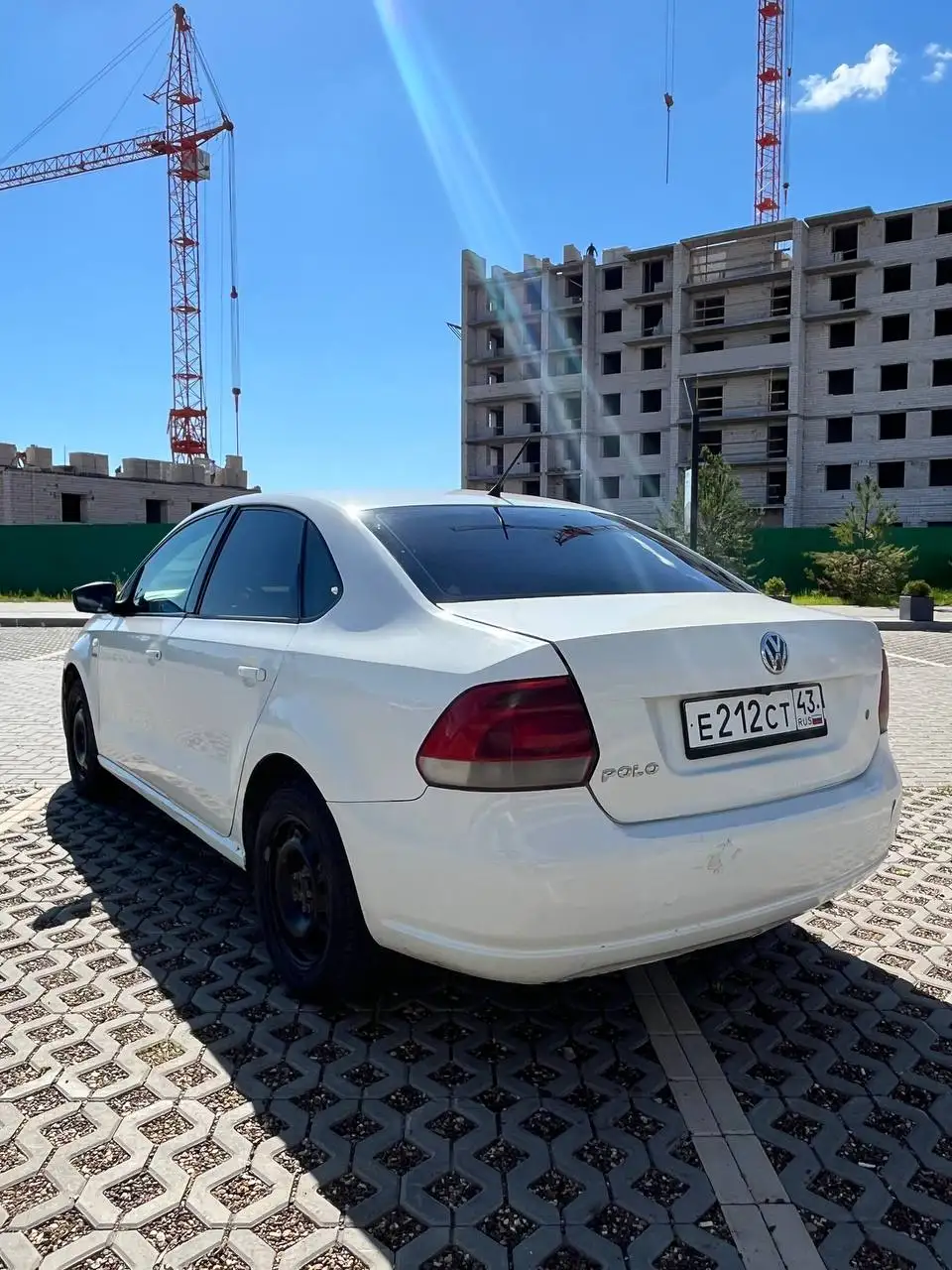 Volkswagen Polo 2013 года - Легковые автомобили (Авто) в Киров
