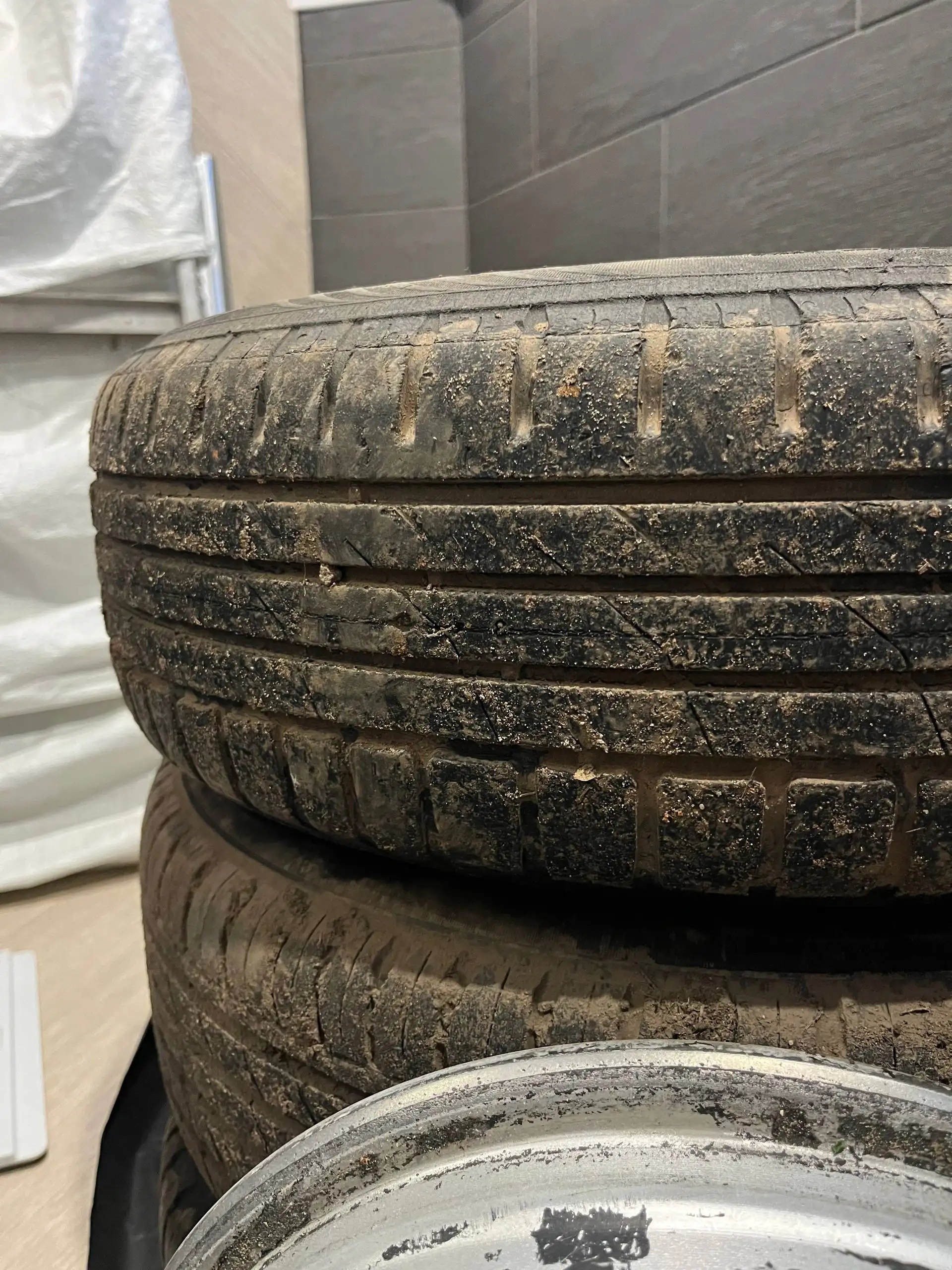 Продам R13 4х98 - Диски и шины (Авто) в Киров