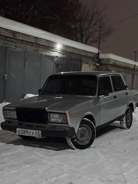 Продажа автомобилей в Кирове - Запчасти и аксессуары в Киров