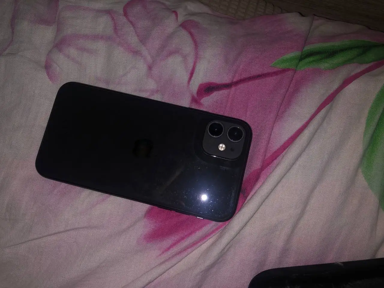 Продам iPhone 11 128 ГБ - Смартфоны (Электроника) в Киров
