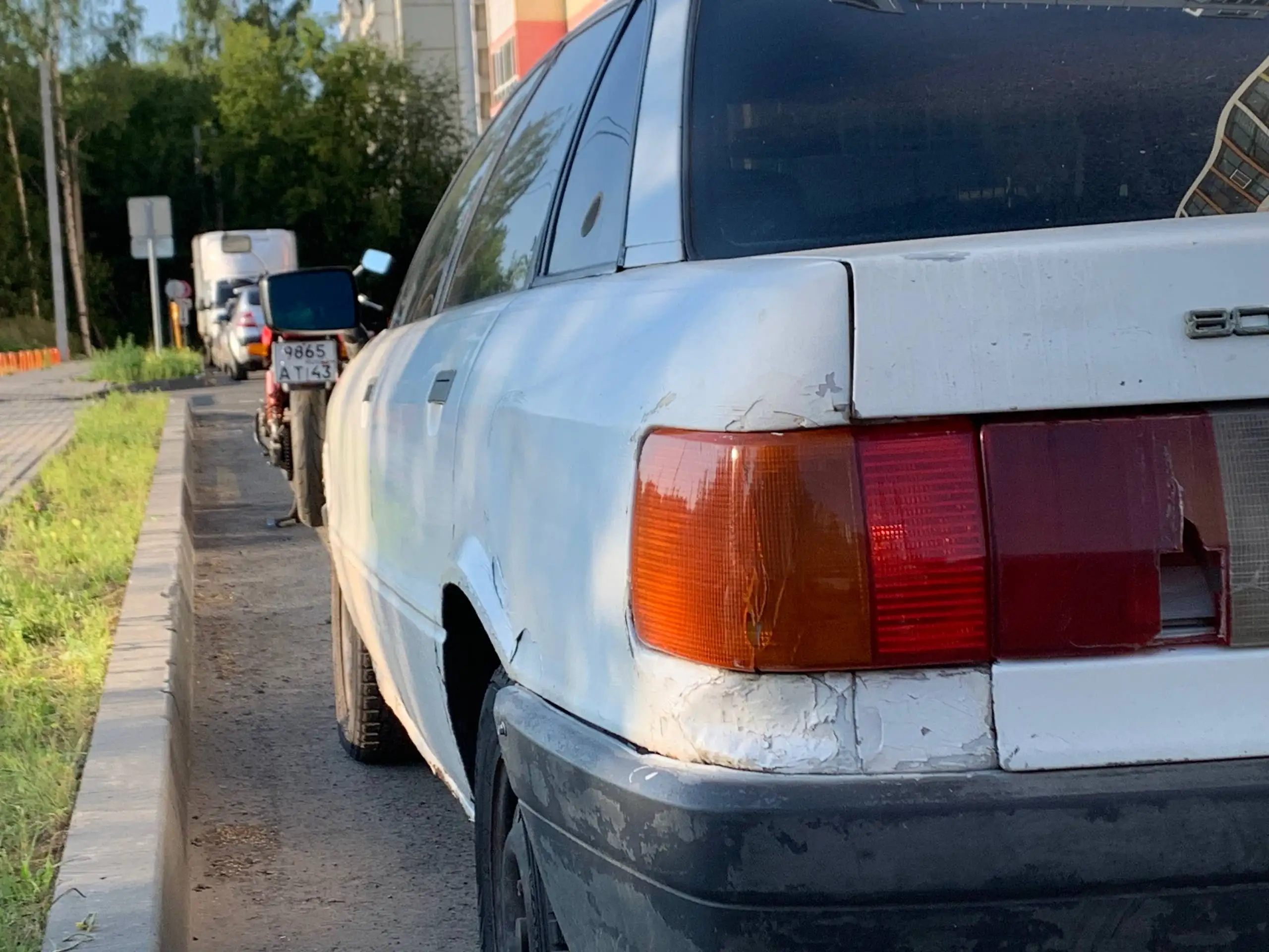 Audi 80 B3 1.8 карбюратор, 1987 г. - Легковые автомобили (Авто) в Киров