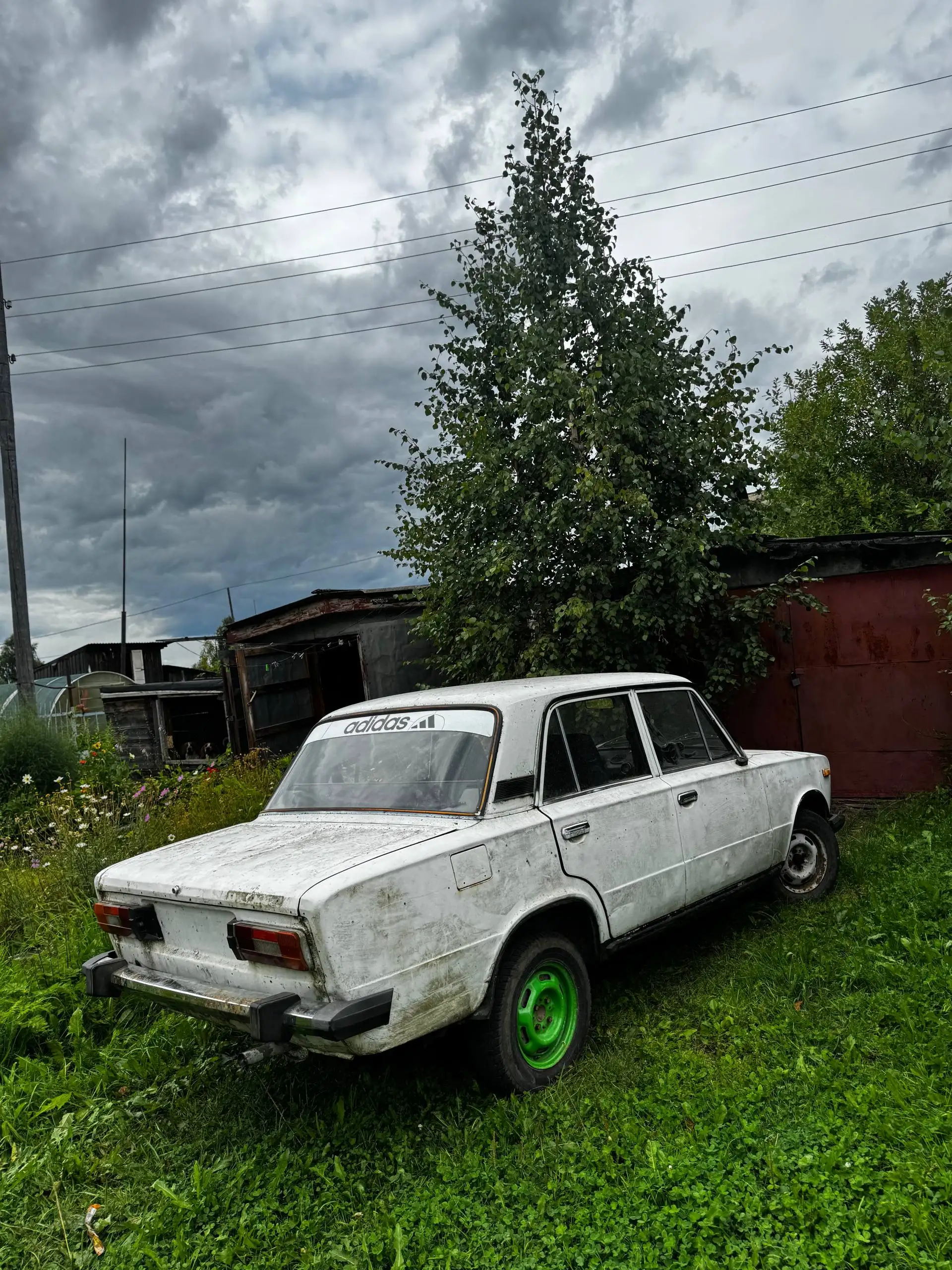 Два автомобиля ВАЗ 2107 в комплекте с документами - Легковые автомобили (Авто) в Мураши