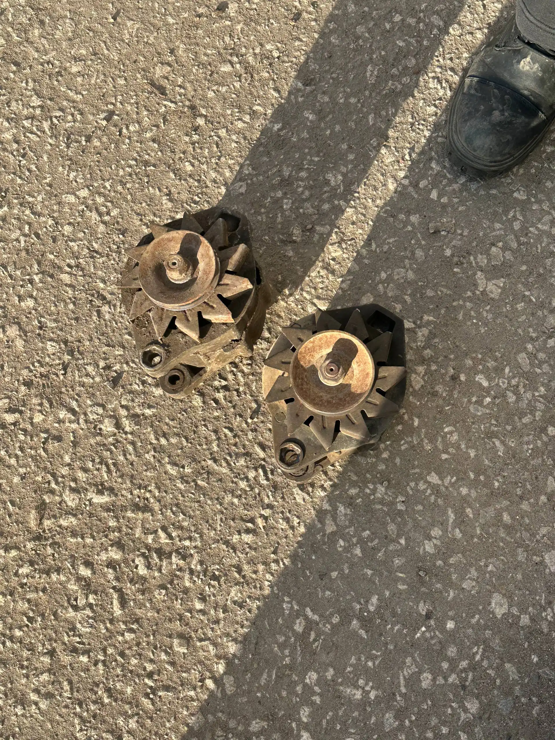 Генераторы и запчасти для автомобиля