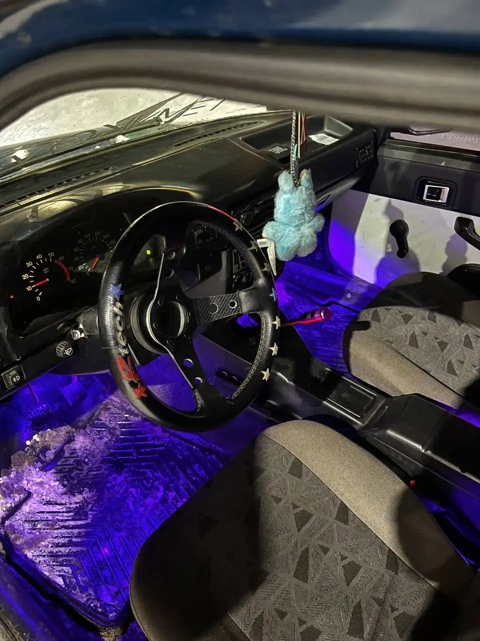 Продам Иж Ода 2126