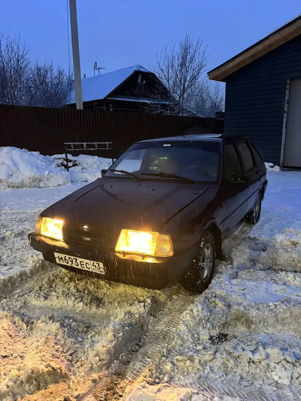 Продажа автомобиля ИЖ Ода 2002 года выпуска