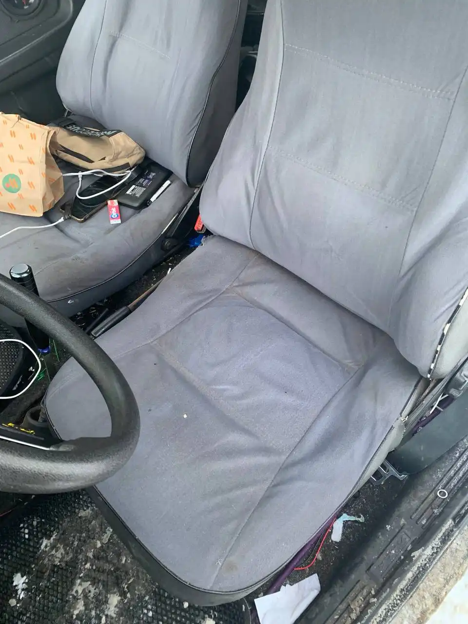 Куплю водительское сиденье на Volkswagen Golf 08